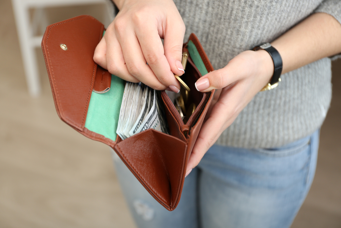 お金持ちの習慣に学ぶ 財布の中身をきれいに整理するコツ Abox