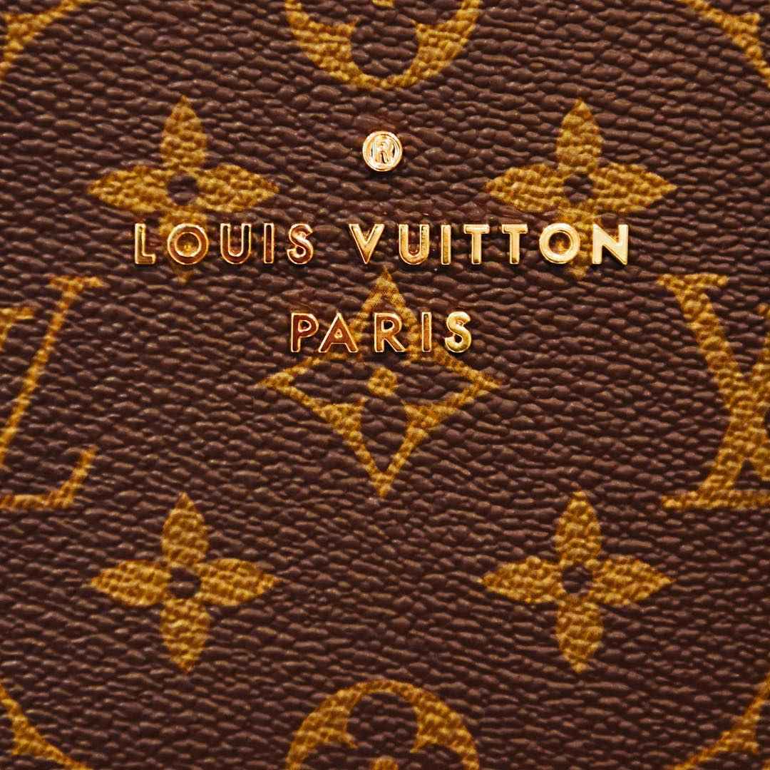 多くの人に愛される知名度抜群のブランド「LOUIS VUITTON (ルイ・ヴィトン)」