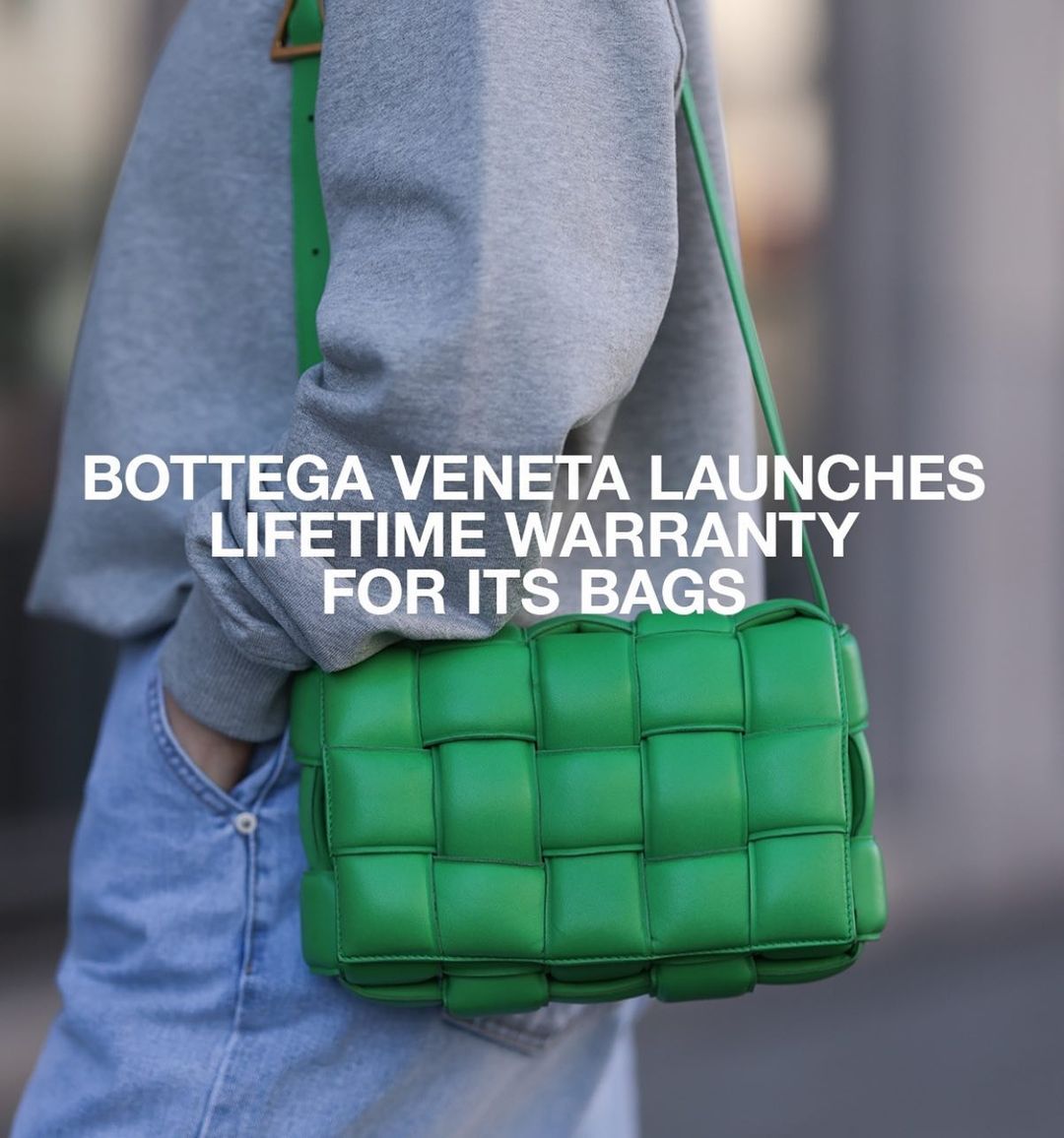 BOTTEGA VENETA（ボッテガ・ヴェネタ）のバッグ「カセット」は