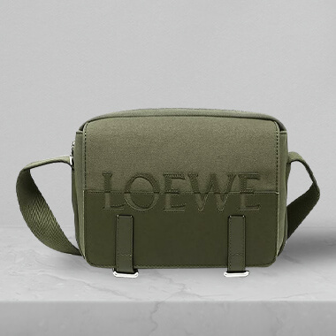 LOEWE バッグ