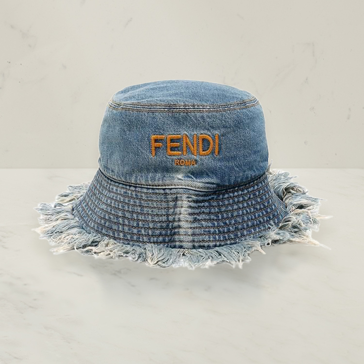フェンディ　帽子